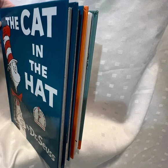 Bundle of Books - Picture 8 of 8